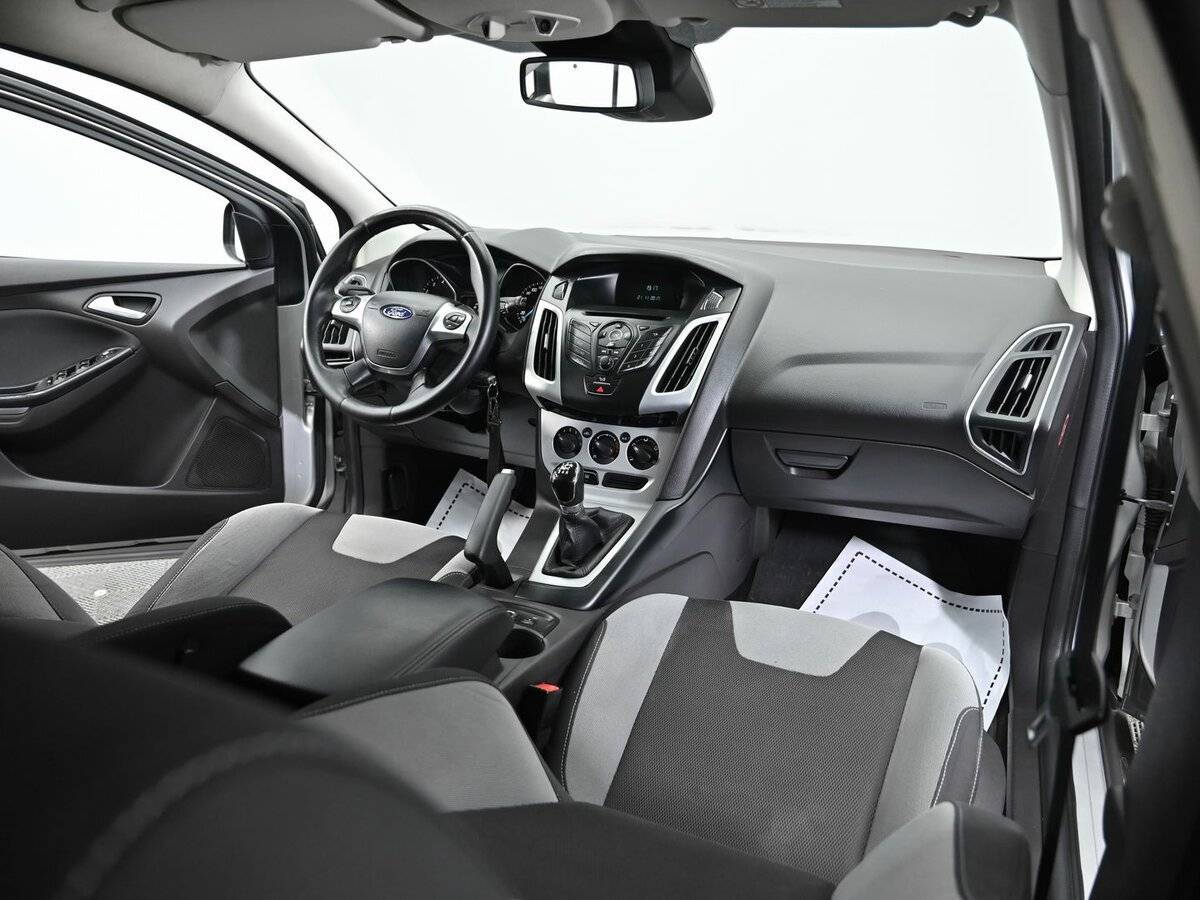 Ford Focus б/у, 2014, Механическая. Фото: #12