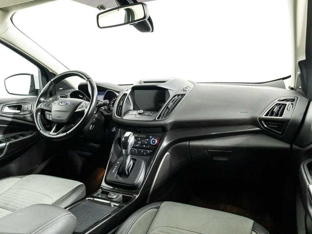 Ford Kuga б/у, 2017, Автоматическая. Фото: #8