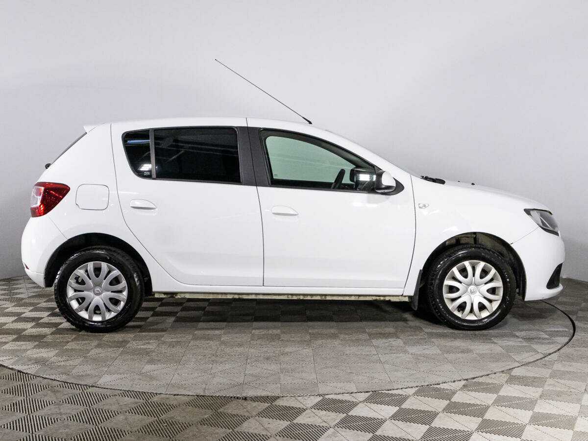 Renault Sandero б/у, 2018, Механическая. Фото: #3