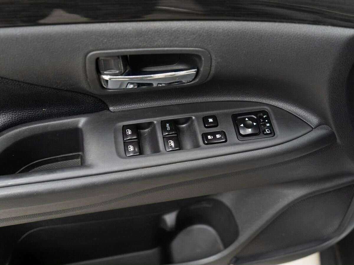 Mitsubishi Outlander б/у, 2017, Вариатор. Фото: #13