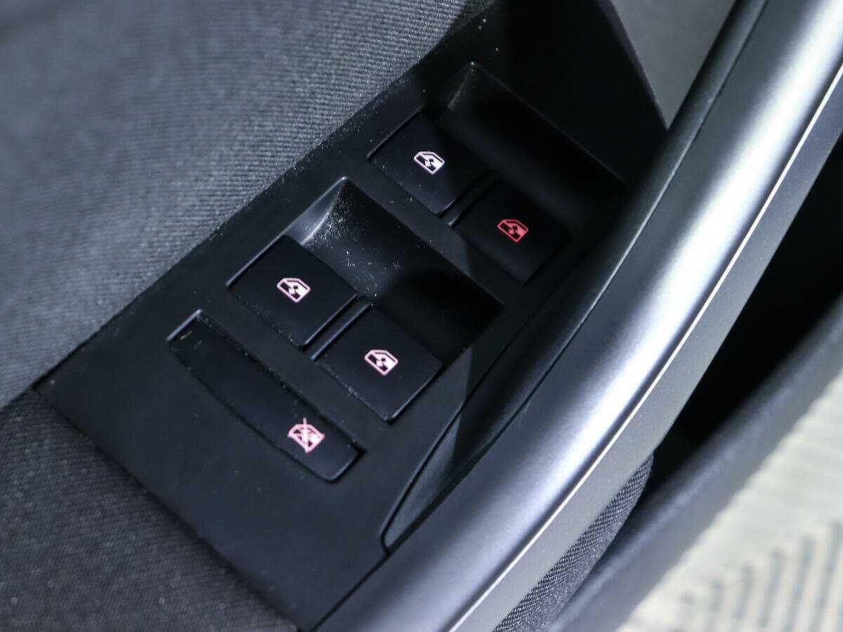 Opel Astra б/у, 2014, Автоматическая. Фото: #13