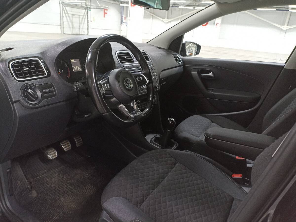 Volkswagen Polo б/у, 2018, Механическая. Фото: #15