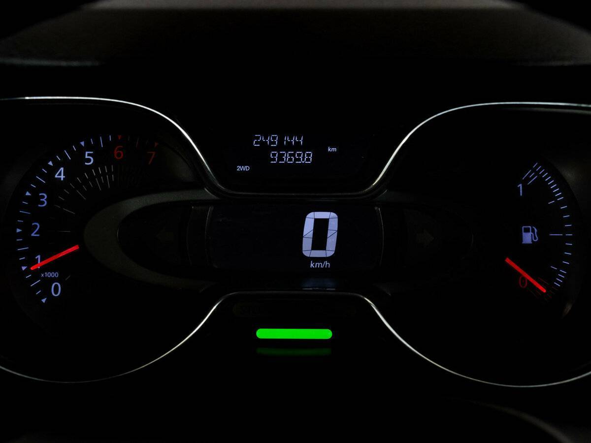 Renault Kaptur б/у, 2017, Механическая. Фото: #19