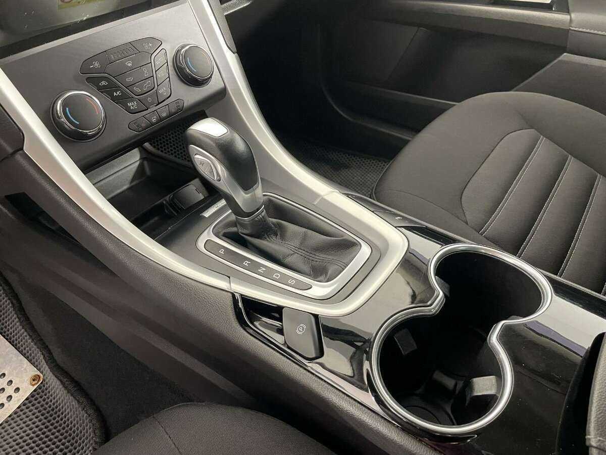 Ford Mondeo б/у, 2015, Автоматическая. Фото: #12