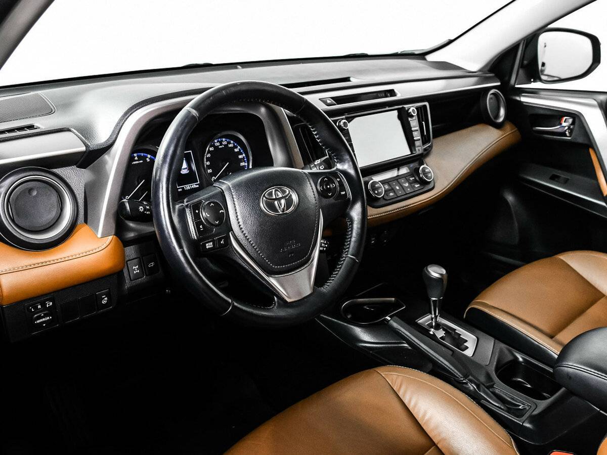 Toyota RAV4 б/у, 2017, Автоматическая. Фото: #11