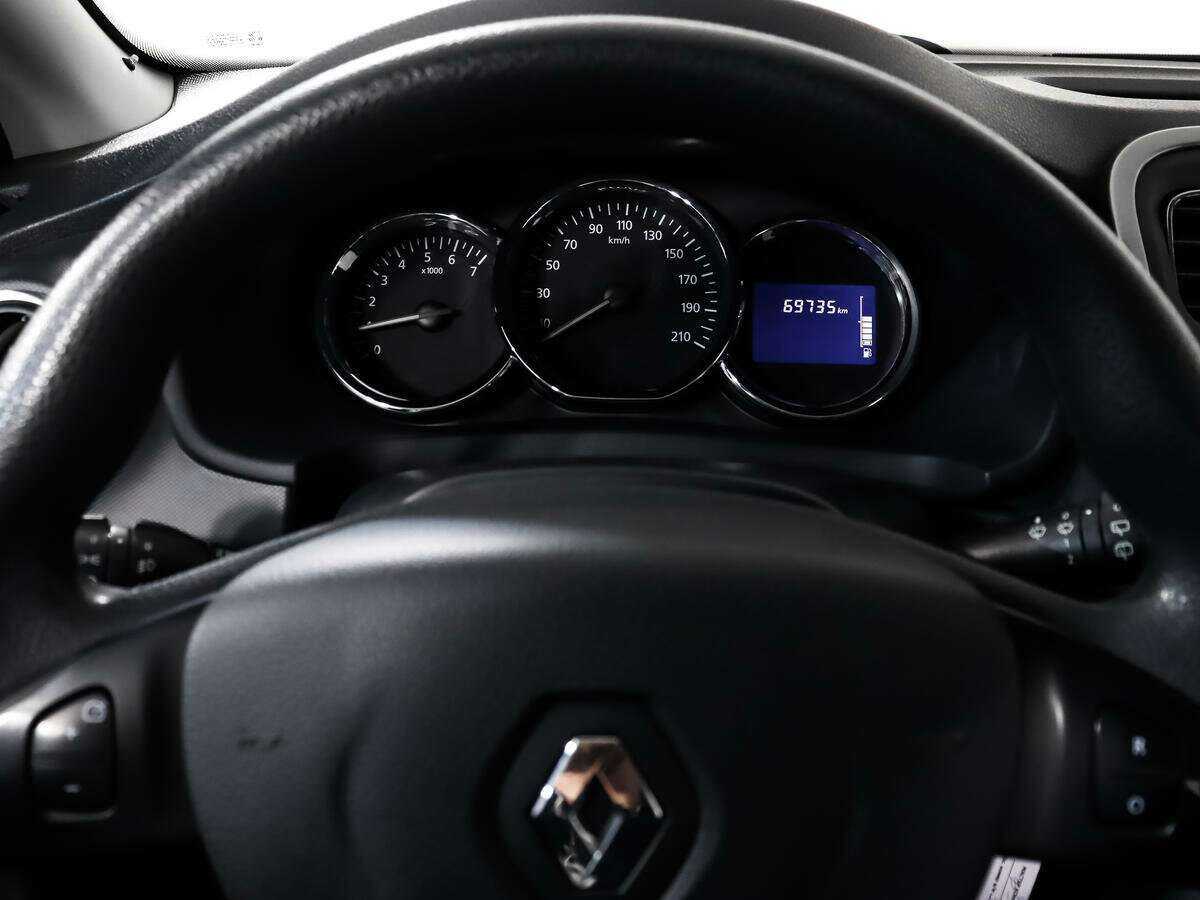 Renault Sandero б/у, 2015, Механическая. Фото: #13