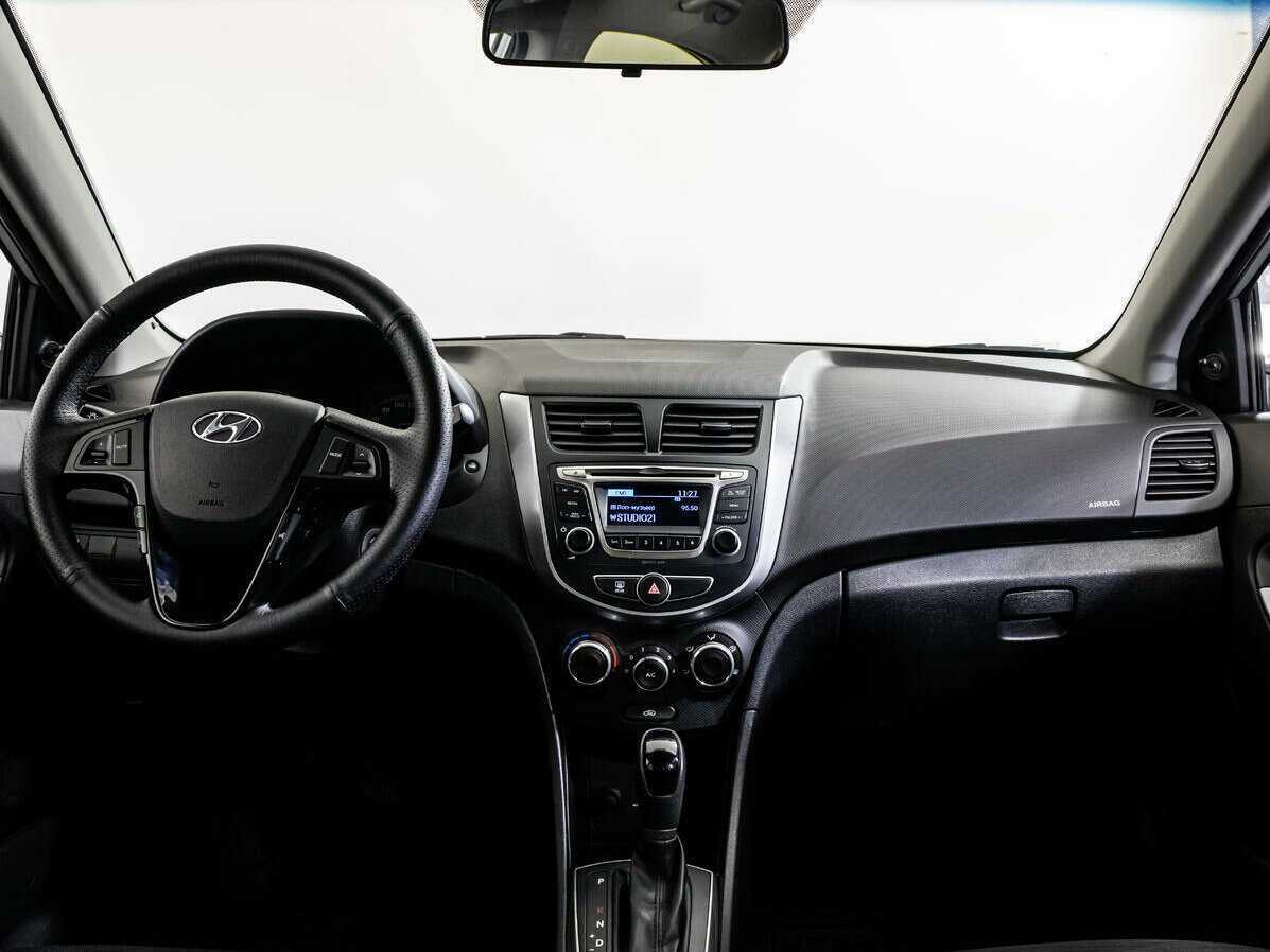 Hyundai Solaris б/у, 2016, Автоматическая. Фото: #9