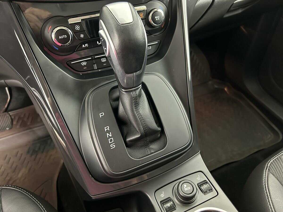 Ford Kuga б/у, 2015, Автоматическая. Фото: #11