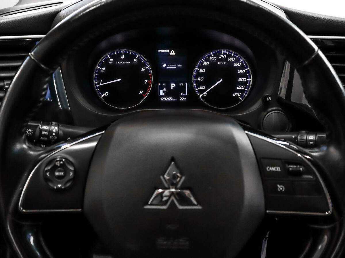 Mitsubishi Outlander б/у, 2016, Вариатор. Фото: #14