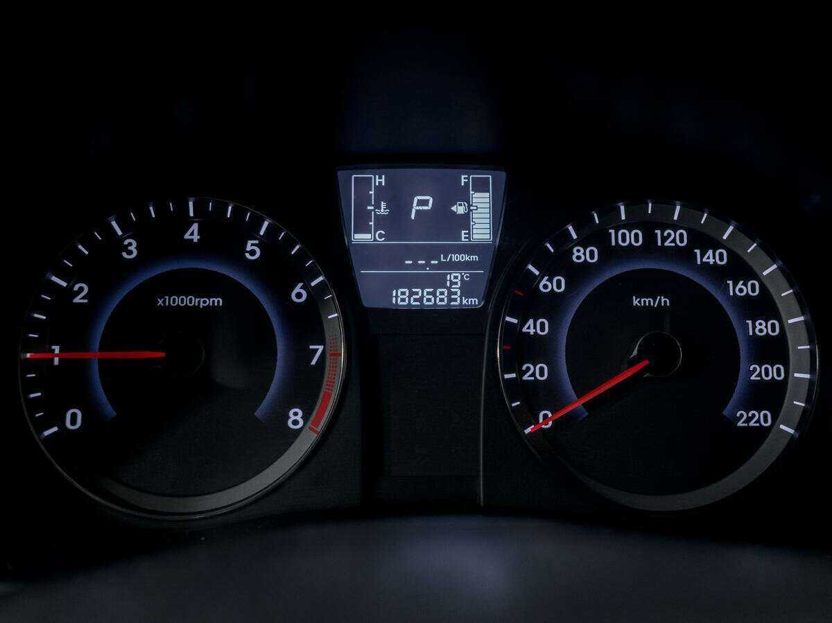 Hyundai Solaris б/у, 2015, Автоматическая. Фото: #10