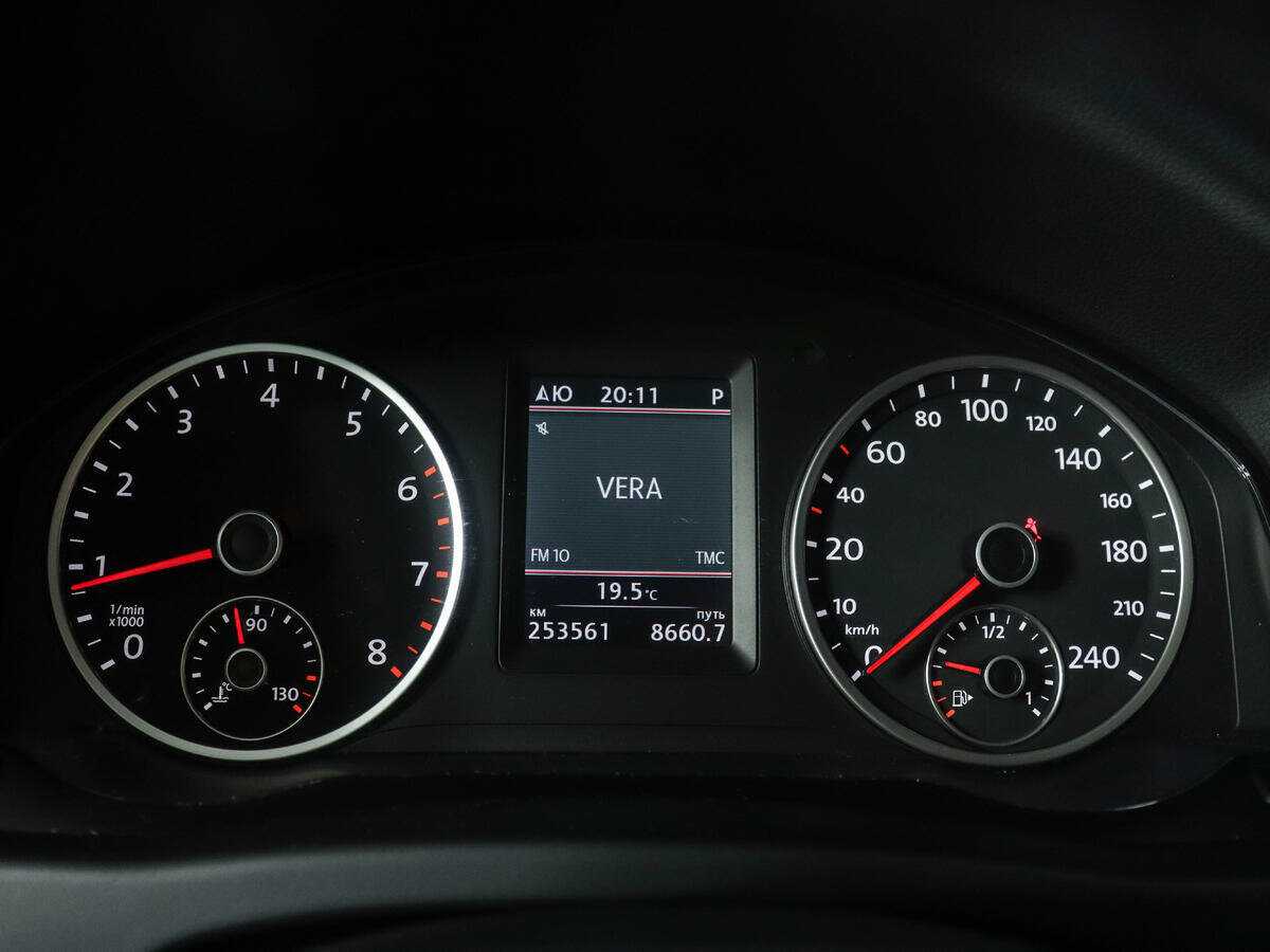 Volkswagen Tiguan б/у, 2012, Автоматическая. Фото: #8