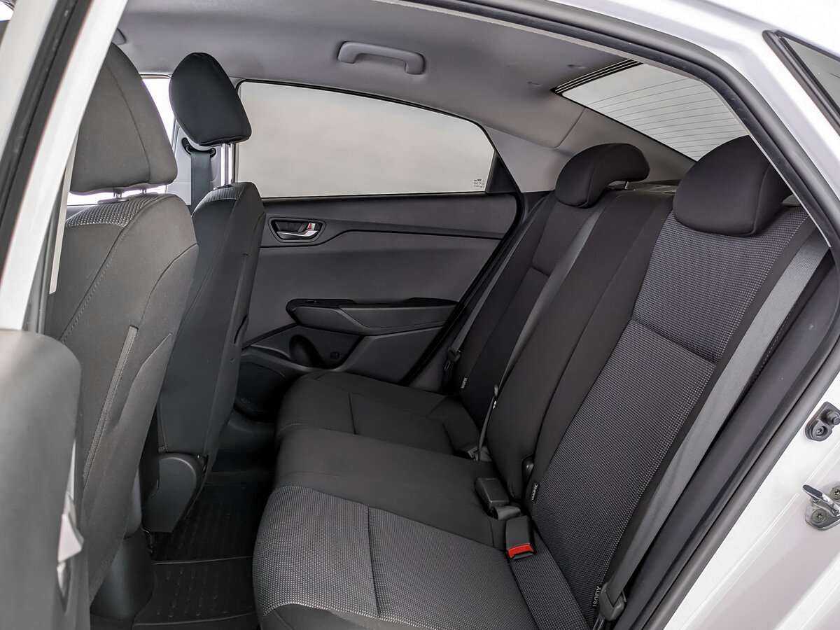 Hyundai Solaris б/у, 2021, Механическая. Фото: #9