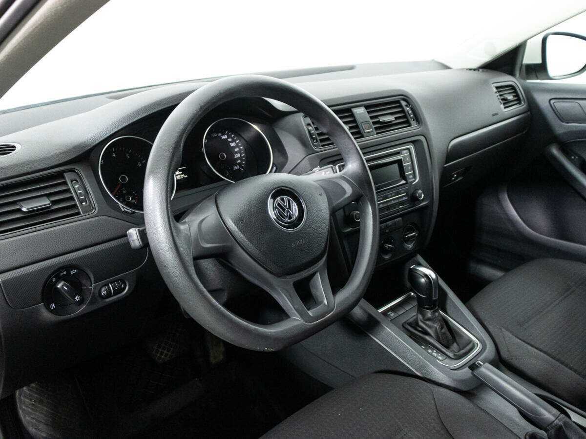Volkswagen Jetta б/у, 2015, Автоматическая. Фото: #10