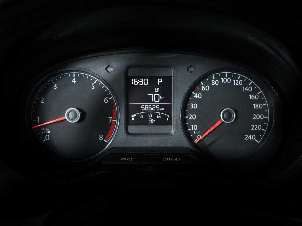 Volkswagen Polo б/у, 2019, Роботизированная. Фото: #10