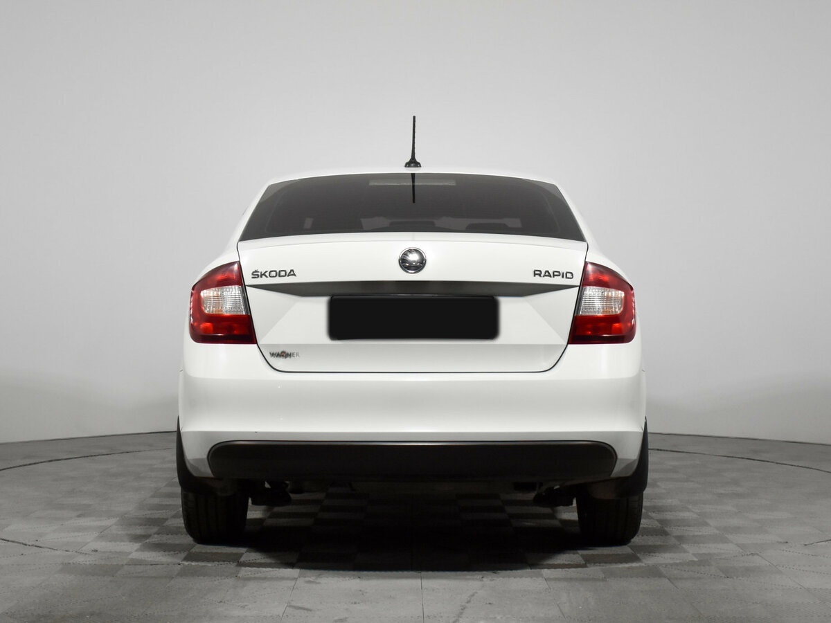 Skoda Rapid б/у, 2017, Механическая. Фото: #4