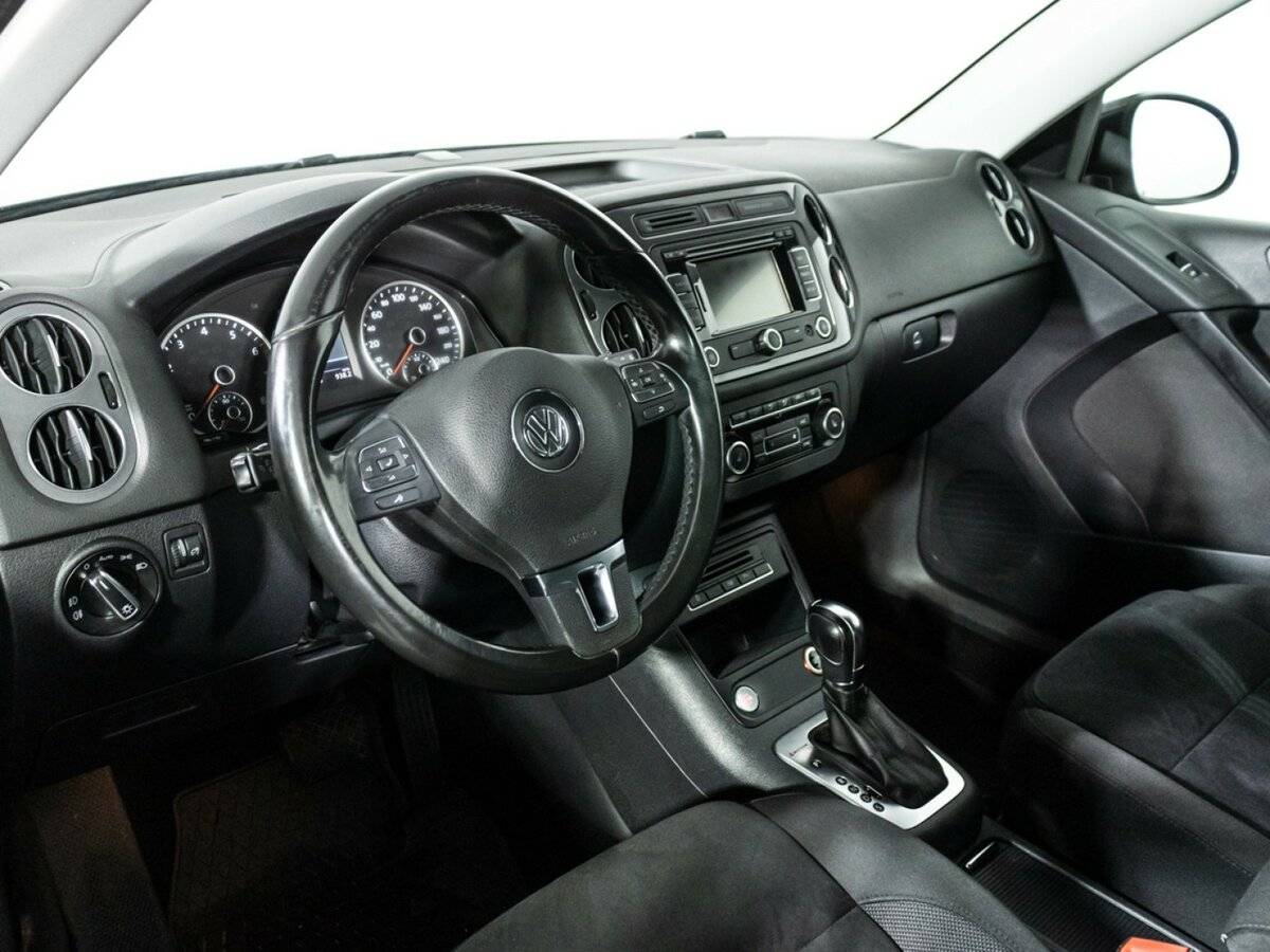 Volkswagen Tiguan б/у, 2012, Автоматическая. Фото: #10