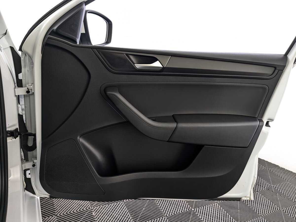 Volkswagen Polo б/у, 2020, Автоматическая. Фото: #20