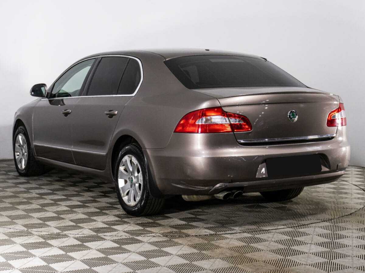 Skoda Superb б/у, 2012, Автоматическая. Фото: #6