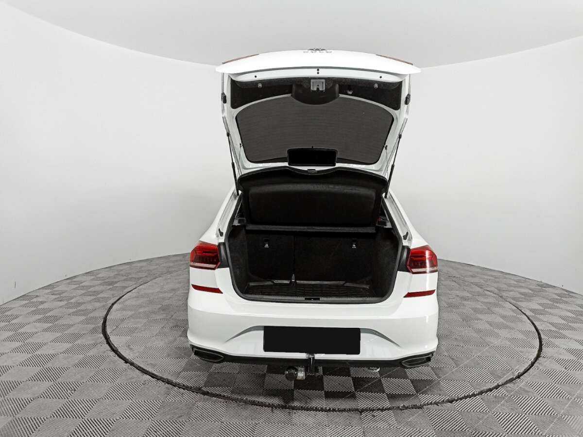 Volkswagen Polo б/у, 2020, Механическая. Фото: #9