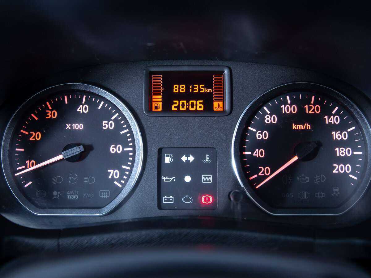 Nissan Terrano б/у, 2015, Механическая. Фото: #12