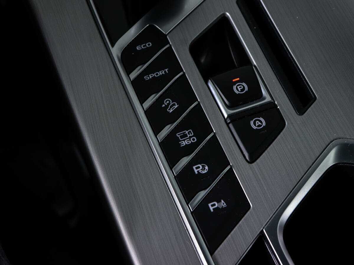 Geely Coolray б/у, 2021, Роботизированная. Фото: #17