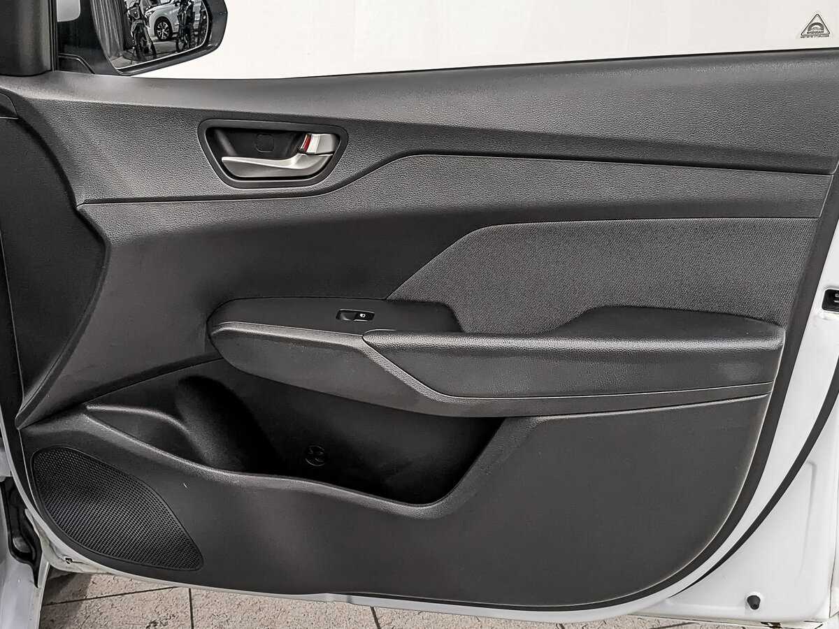 Hyundai Solaris б/у, 2017, Автоматическая. Фото: #23