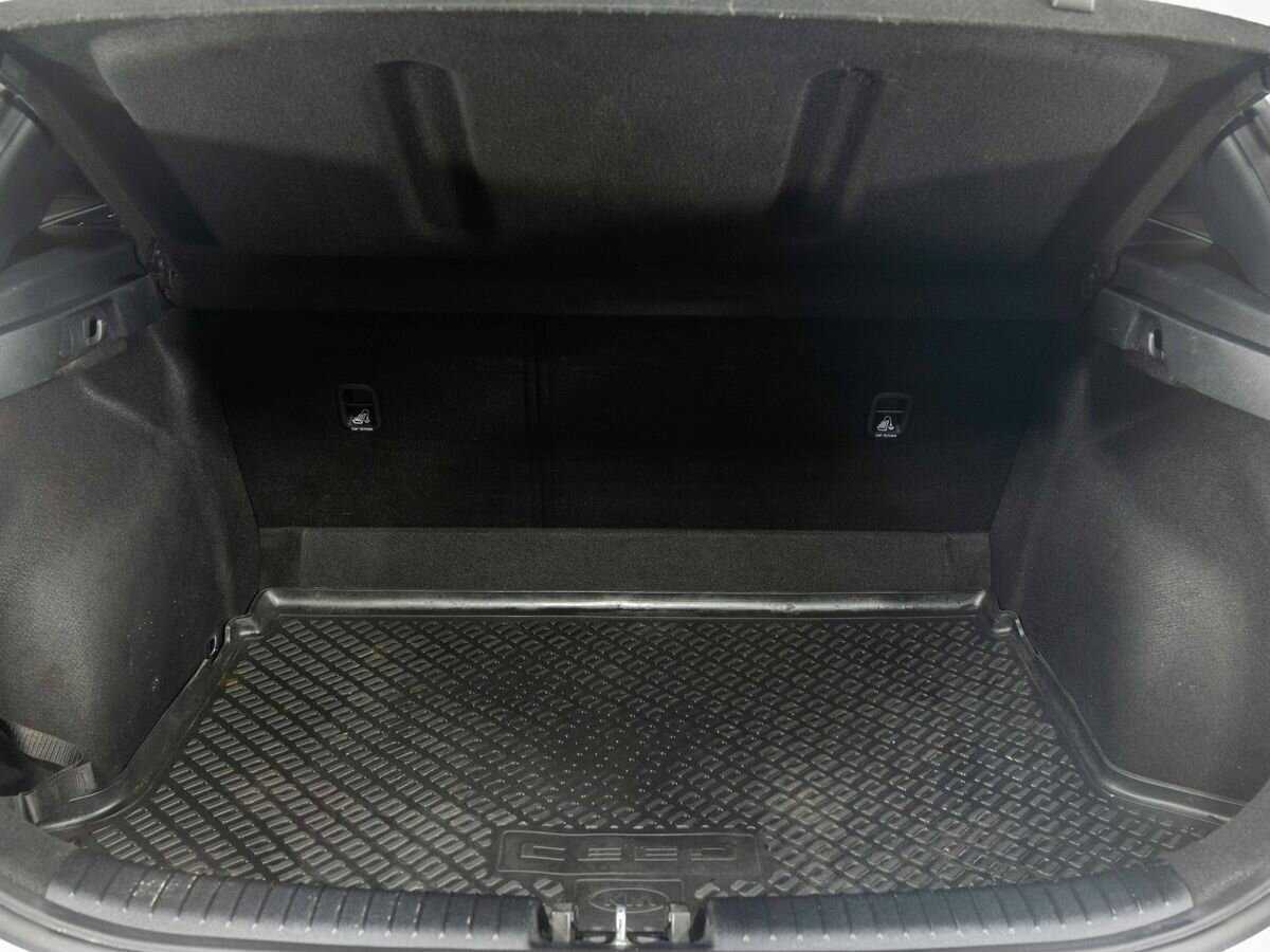 Kia Ceed б/у, 2018, Автоматическая. Фото: #23