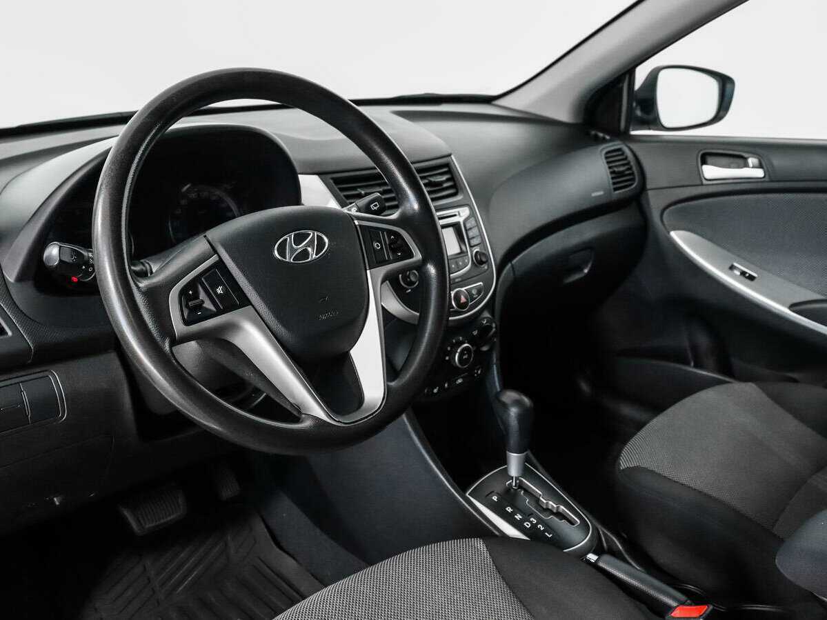 Hyundai Solaris б/у, 2014, Автоматическая. Фото: #8