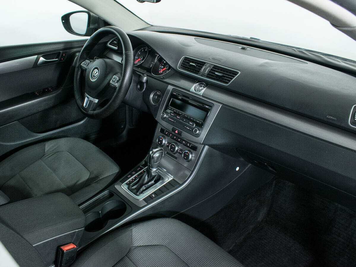 Volkswagen Passat б/у, 2012, Роботизированная. Фото: #8