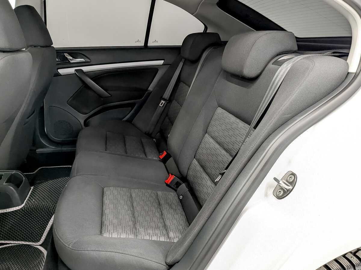 Skoda Octavia б/у, 2013, Автоматическая. Фото: #11