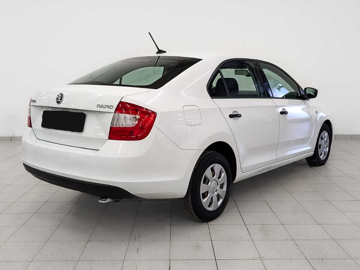 Skoda Rapid б/у, 2017, Механическая. Фото: #3