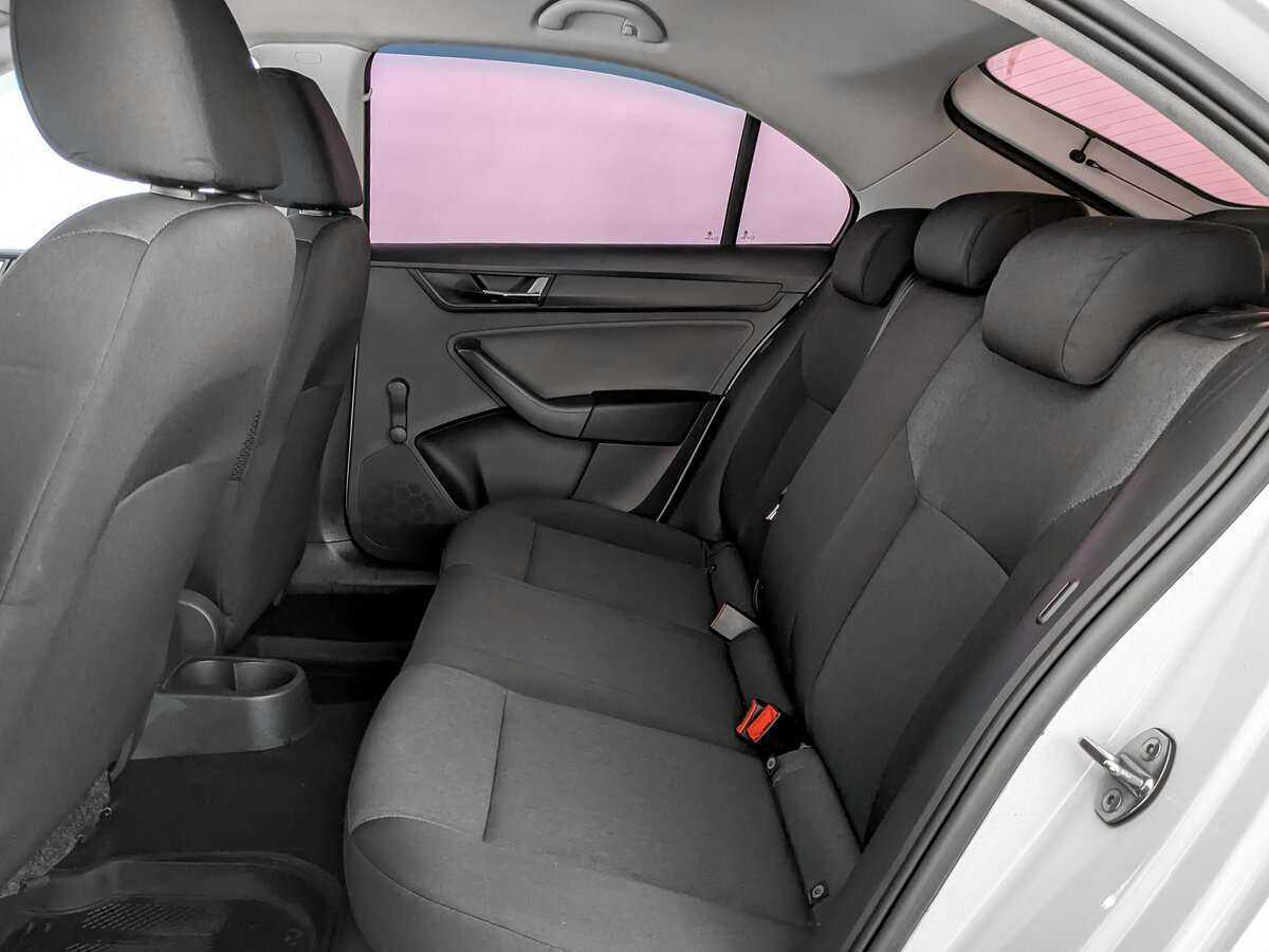 Skoda Rapid б/у, 2017, Механическая. Фото: #9