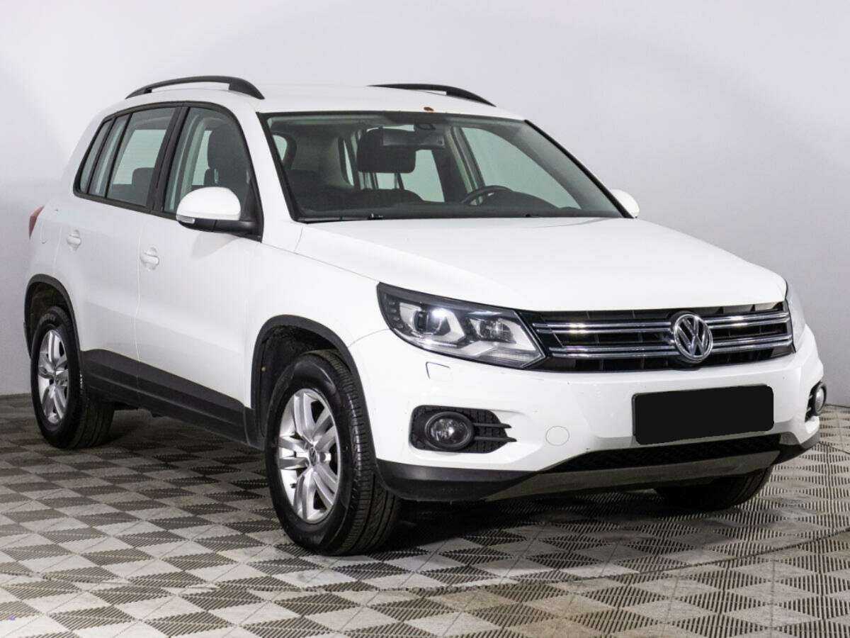 Volkswagen Tiguan б/у, 2015, Автоматическая. Фото: #2