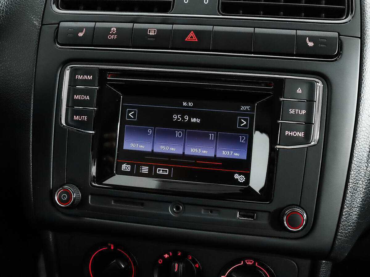 Volkswagen Polo б/у, 2016, Автоматическая. Фото: #12