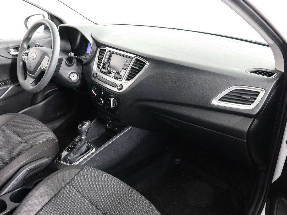 Hyundai Solaris б/у, 2022, Автоматическая. Фото: #8