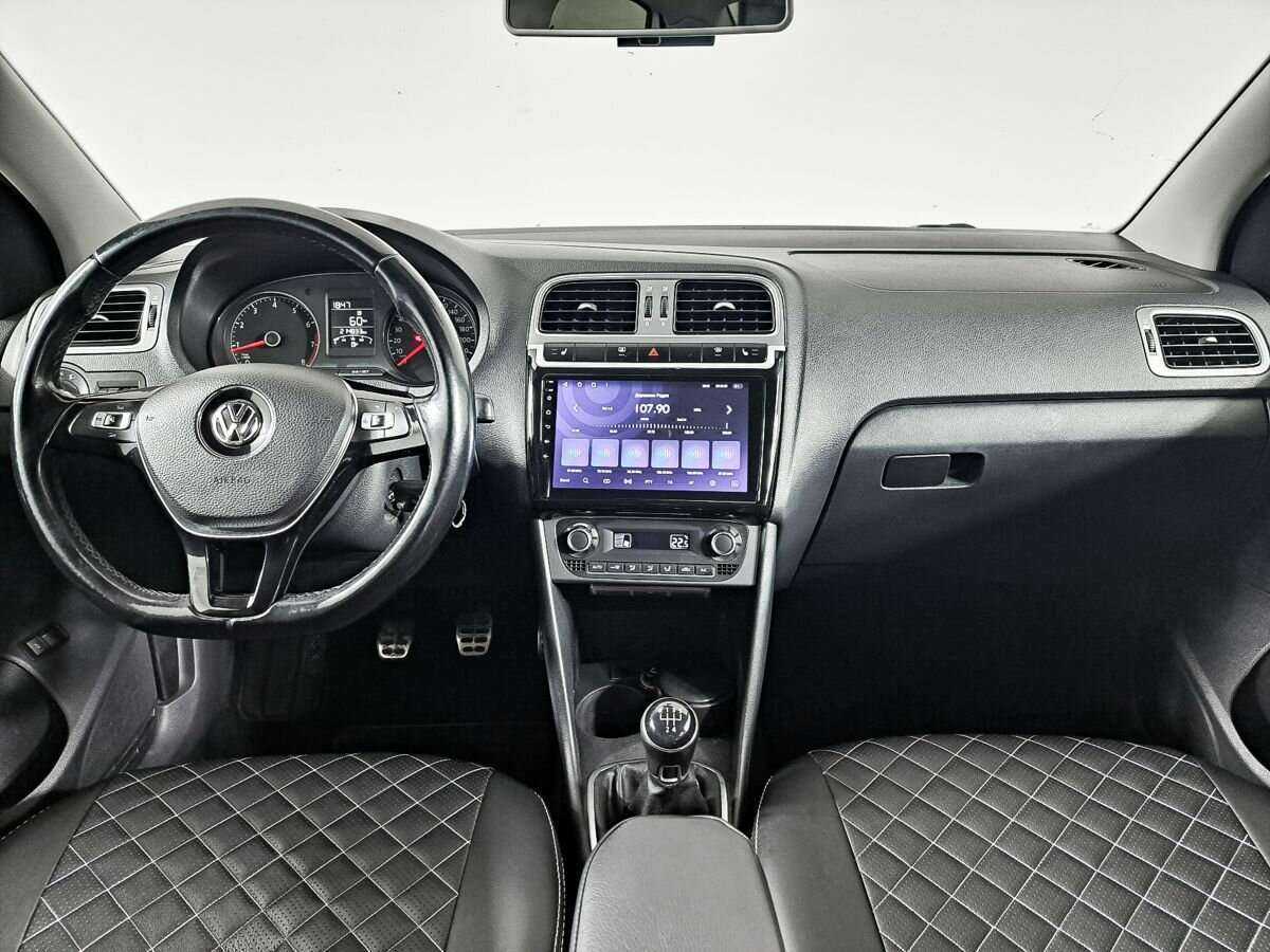 Volkswagen Polo б/у, 2016, Механическая. Фото: #11