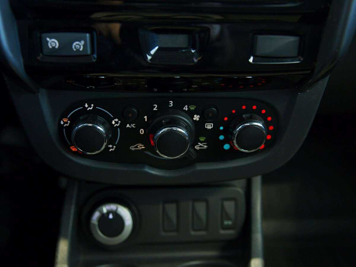 Renault Duster б/у, 2016, Механическая. Фото: #8