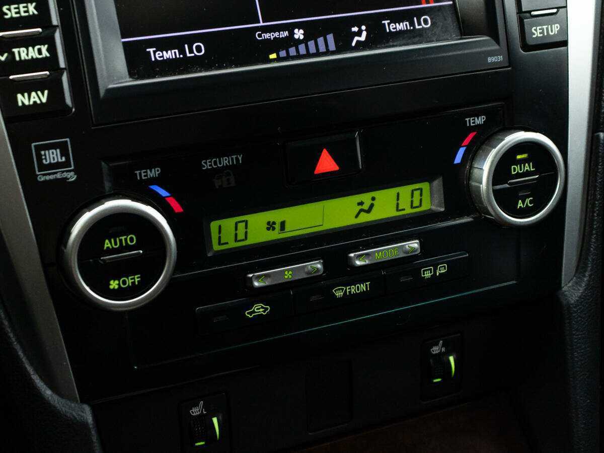 Toyota Camry б/у, 2012, Автоматическая. Фото: #18