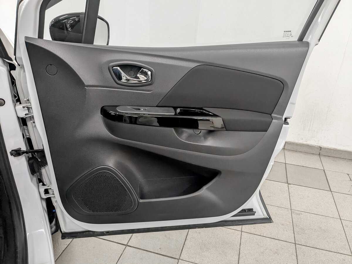 Renault Kaptur б/у, 2018, Вариатор. Фото: #21