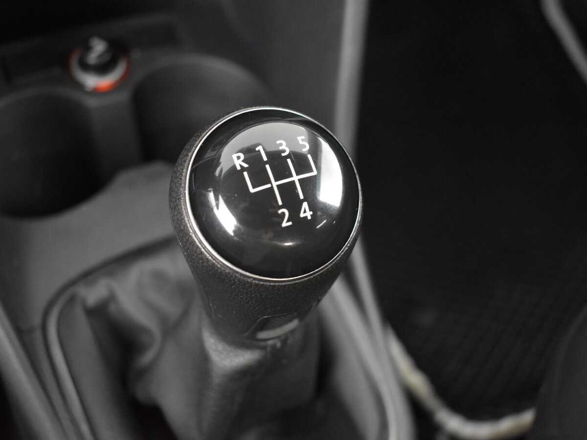 Volkswagen Polo б/у, 2014, Механическая. Фото: #11