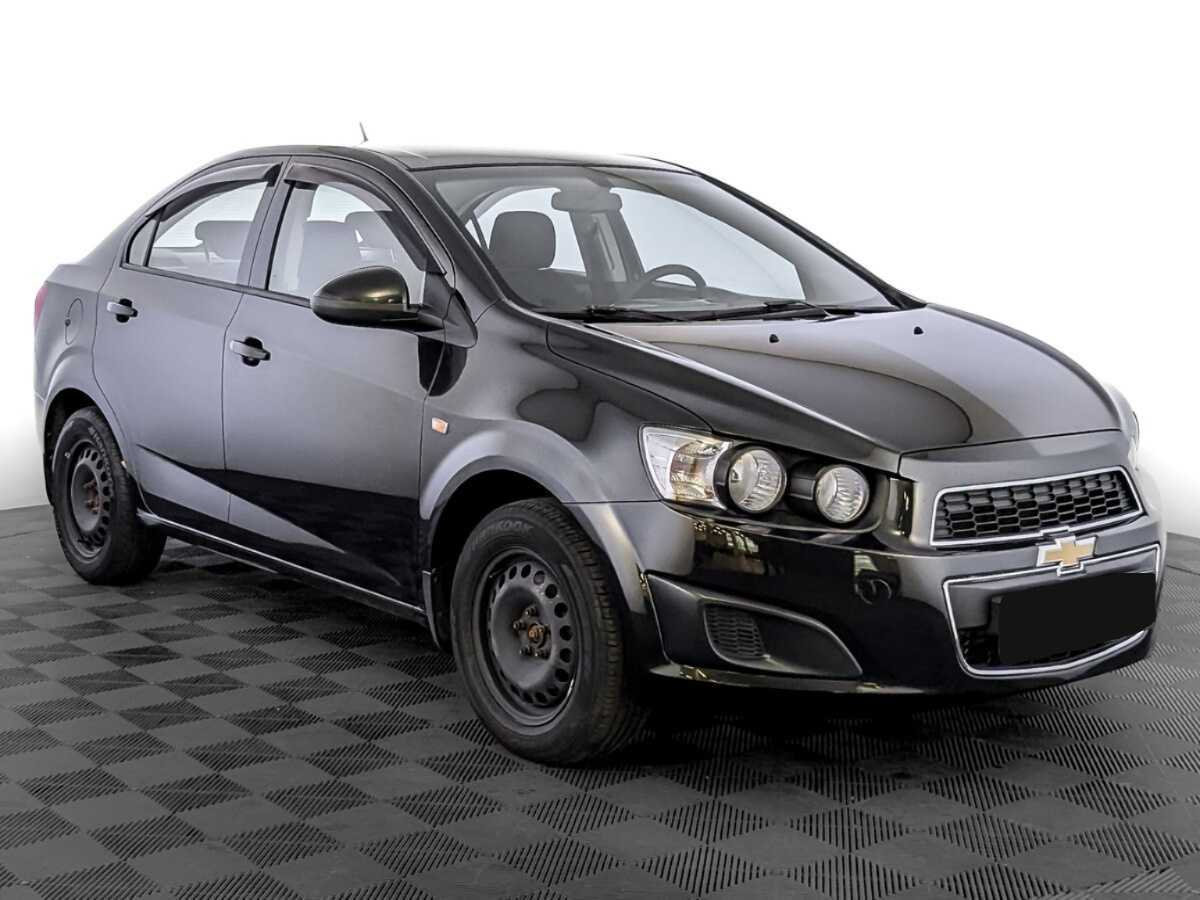Chevrolet Aveo б/у, 2014, Механическая. Фото: #2