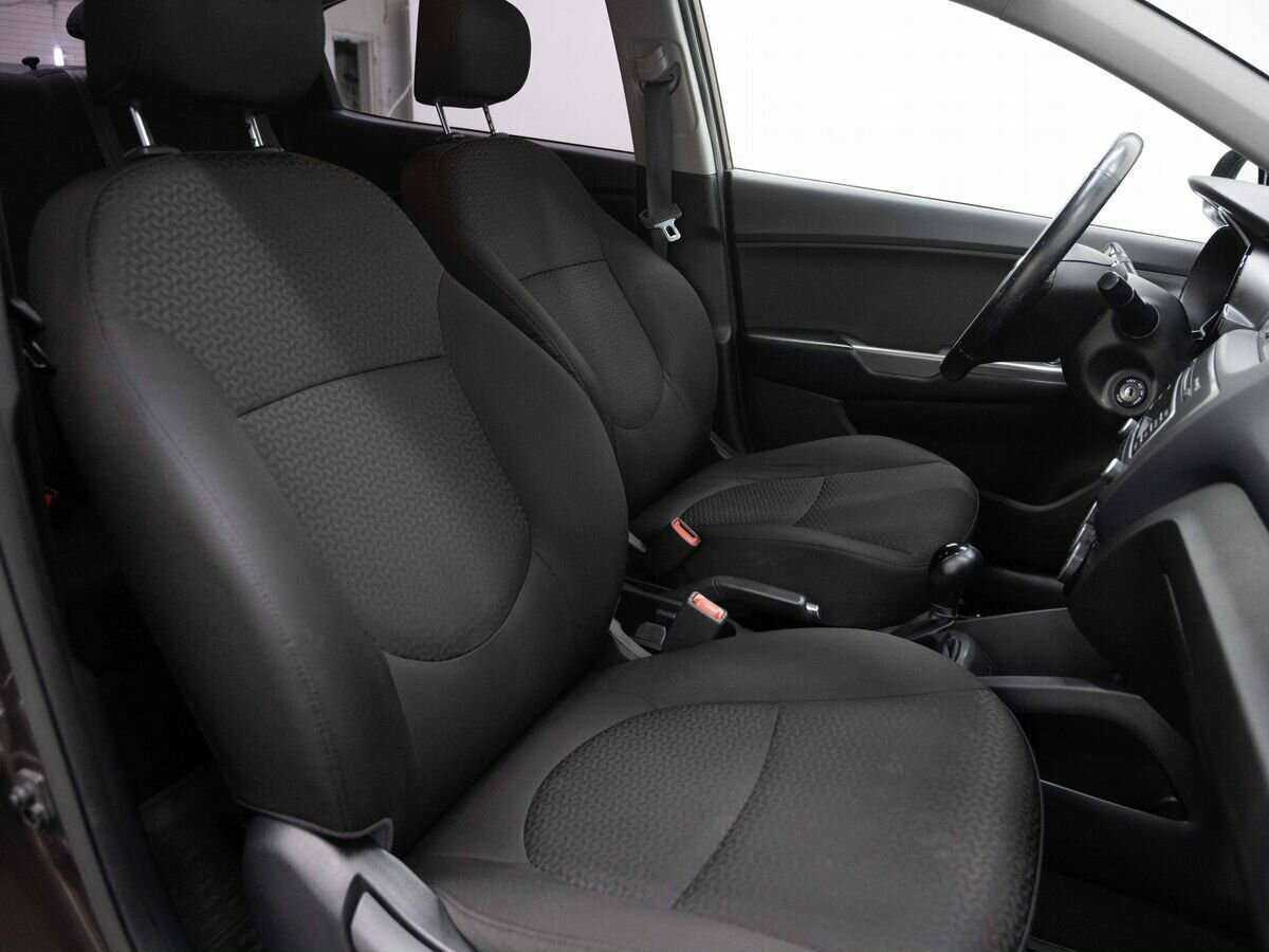 Kia Rio б/у, 2017, Автоматическая. Фото: #11