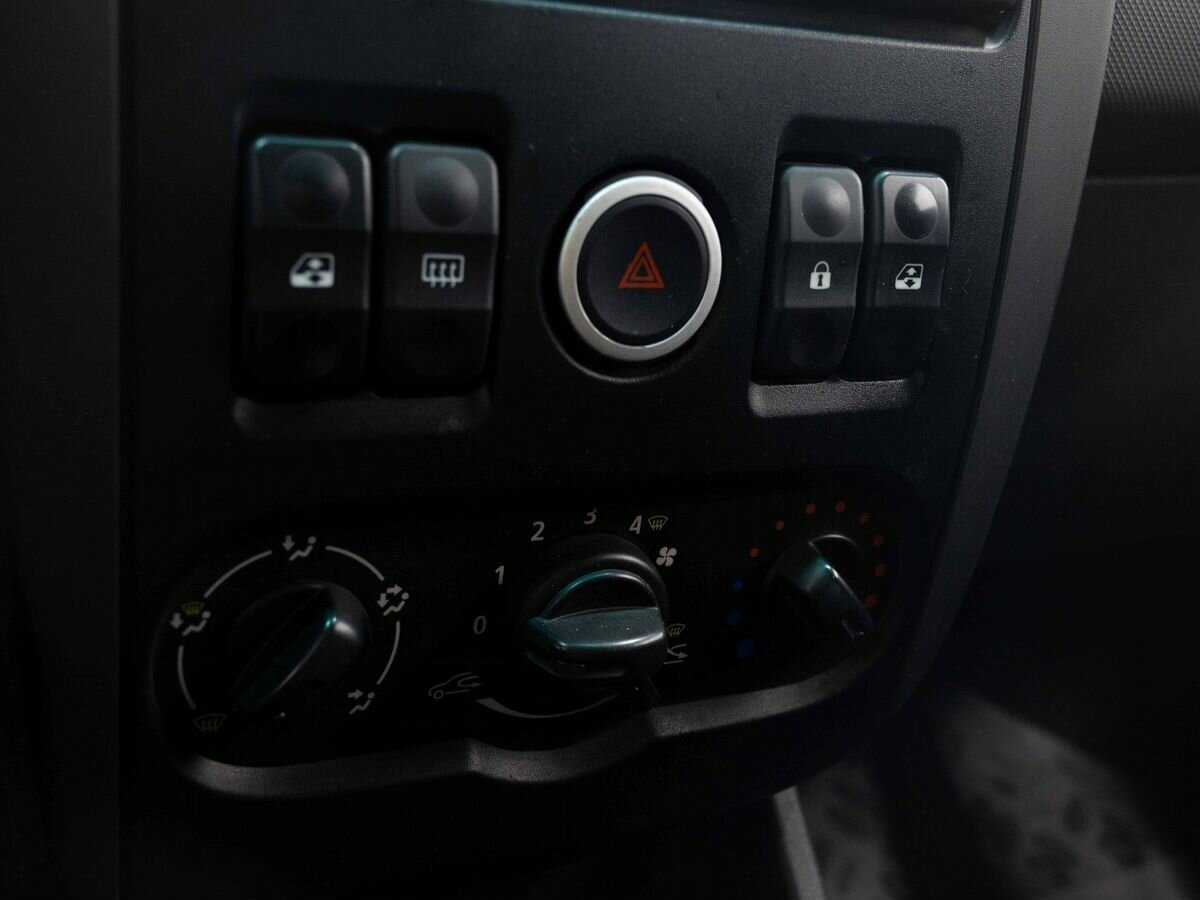 Lada (ВАЗ) Largus б/у, 2014, Механическая. Фото: #16