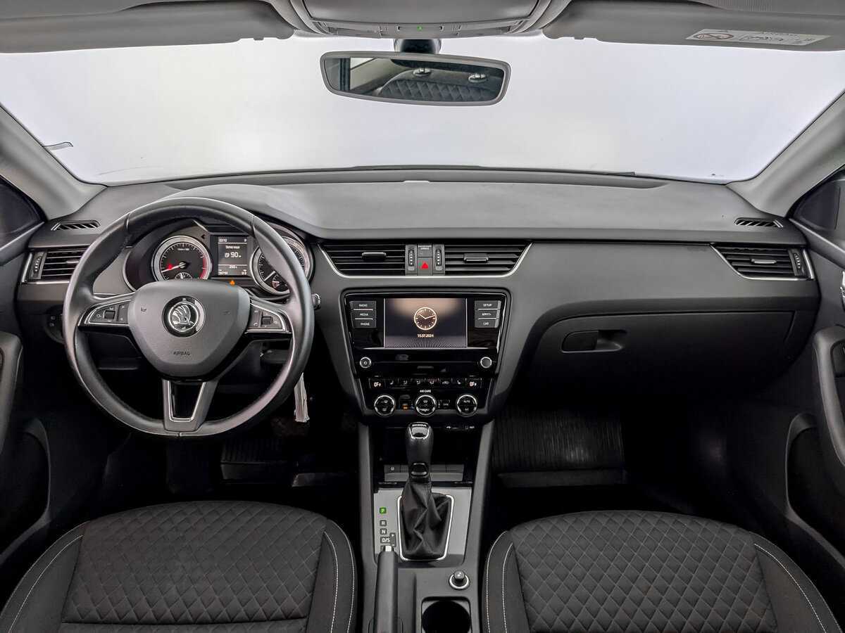 Skoda Octavia б/у, 2017, Автоматическая. Фото: #11