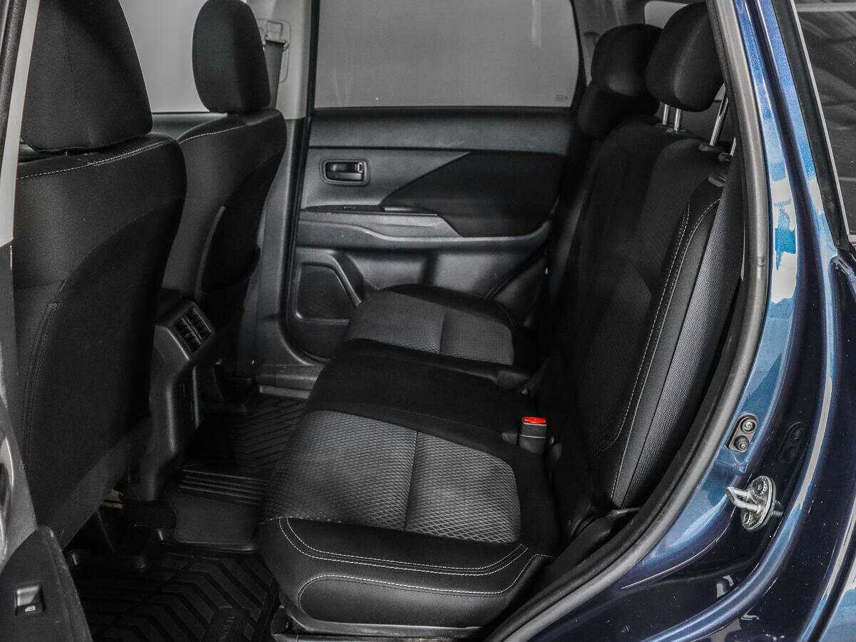 Mitsubishi Outlander б/у, 2018, Вариатор. Фото: #9