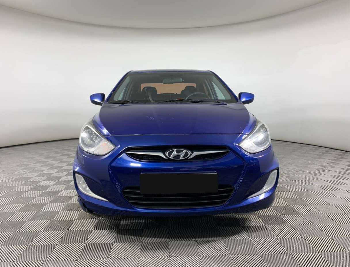Hyundai Solaris б/у, 2013, Автоматическая. Фото: #1