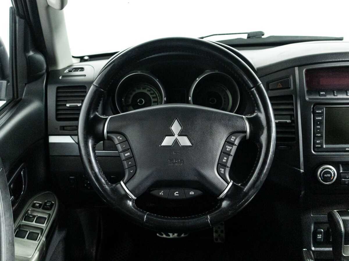 Mitsubishi Pajero б/у, 2012, Автоматическая. Фото: #16