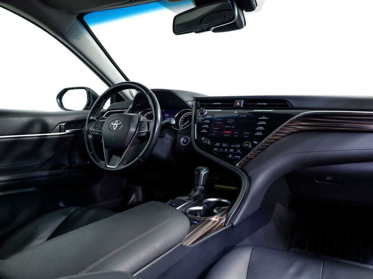 Toyota Camry б/у, 2019, Автоматическая. Фото: #9