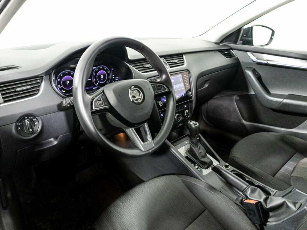 Skoda Octavia б/у, 2018, Автоматическая. Фото: #10
