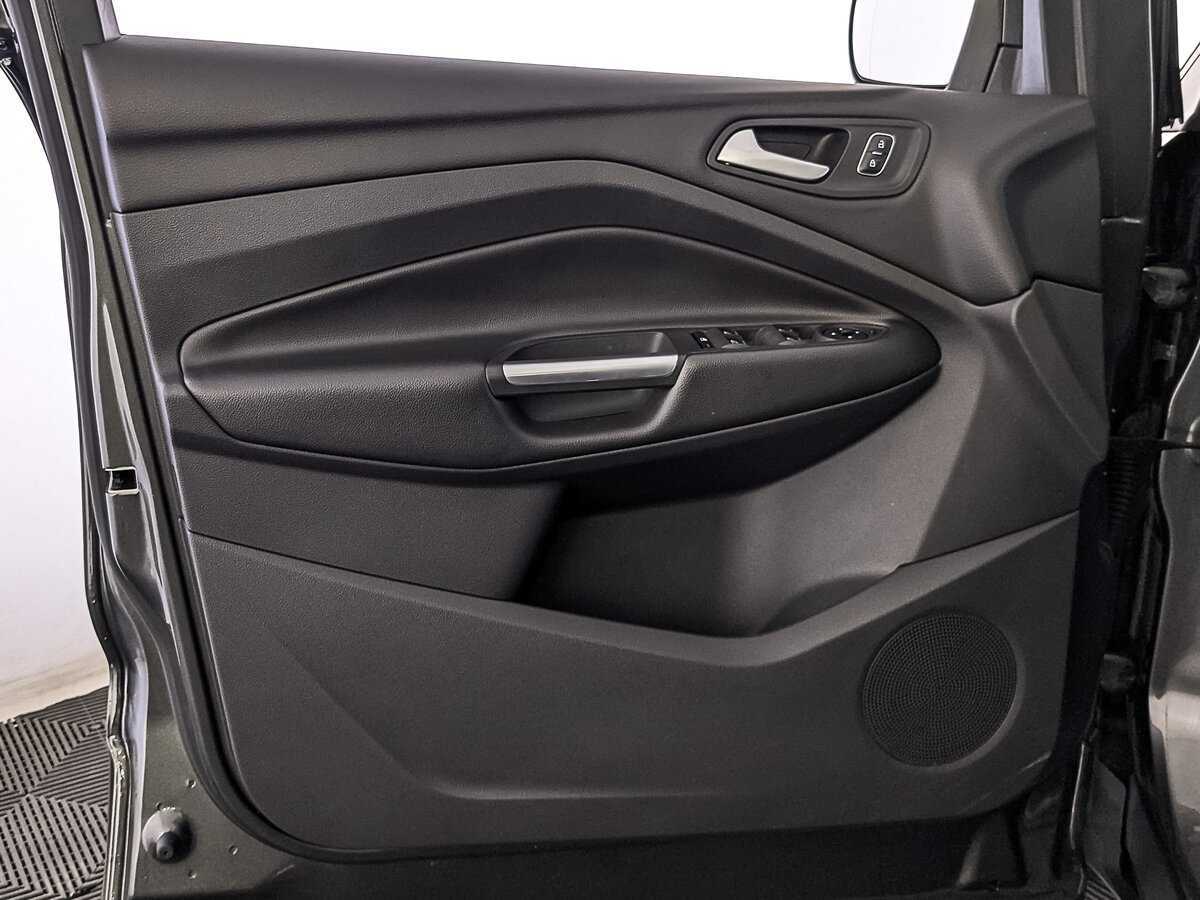 Ford Kuga б/у, 2018, Автоматическая. Фото: #17